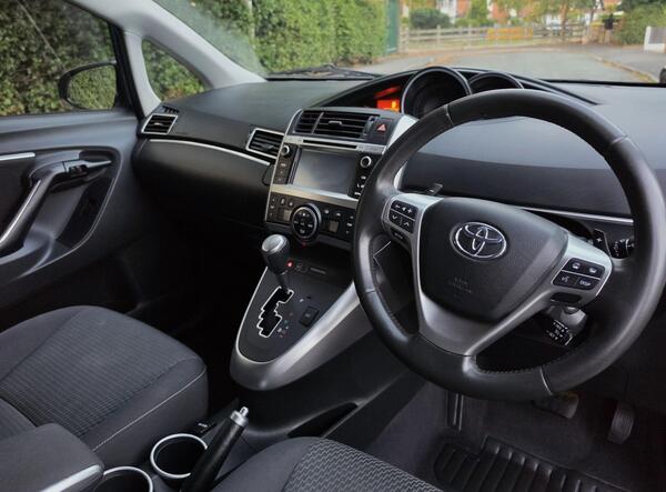 2014 Toyota Verso 1.8 V-Matic Icon Multidrive S Euro 5 5dr Euro 5