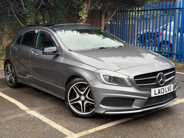 Mercedes-Benz A Class: Front Right