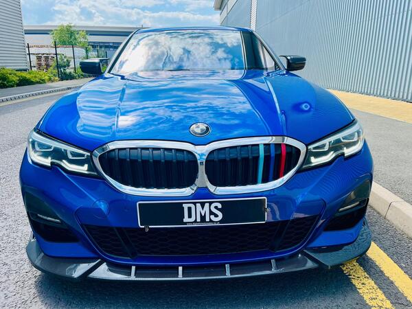 BMW 3 Series view 3