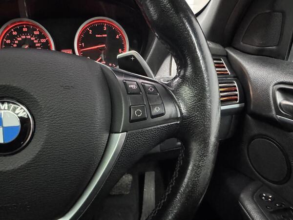 BMW X6 view 6