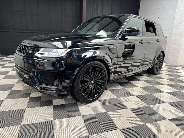 Land Rover Range Rover view 3