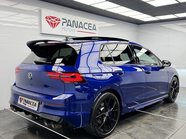 Volkswagen Golf view 6