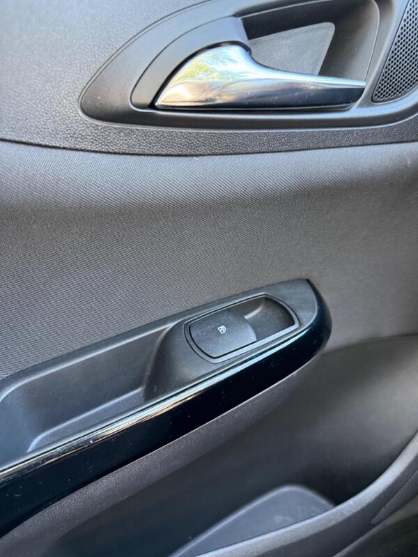 2017 Vauxhall Corsa 1.4i ecoTEC SRi Euro 6 3dr