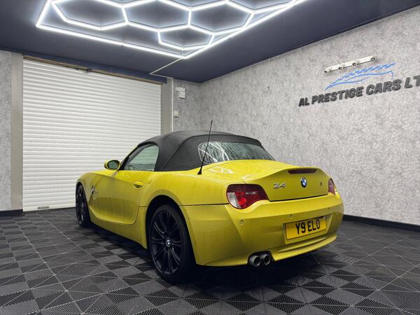 BMW Z4 view 7