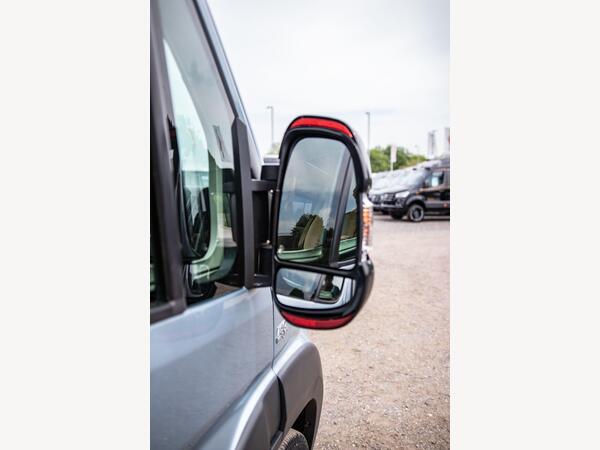 Globecar Campscout Revolution