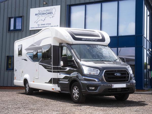Swift Voyager 584