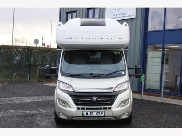 Auto-Trail Imala 736