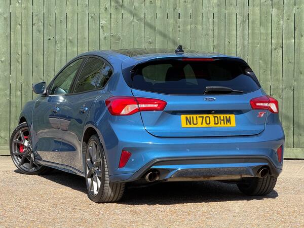 Ford Focus 2.3T EcoBoost ST Euro 6 (s/s) 5dr at 14th