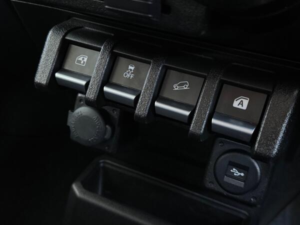 Suzuki Jimny 1.5 LCV ALLGRIP Euro 6 3dr at 16th