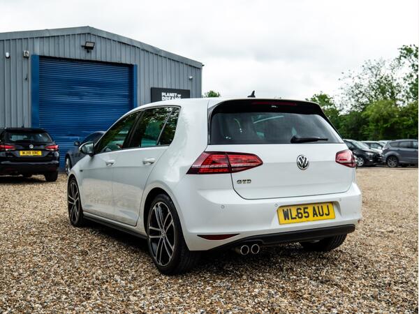 VOLKSWAGEN GOLF GTD S-A - Image 6