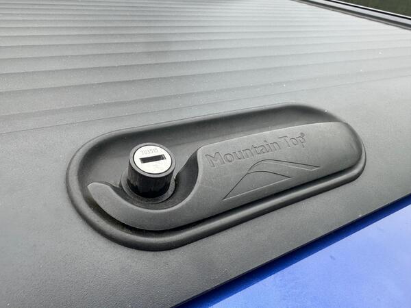 Isuzu D-Max 1.9 TD V-Cross 4WD Euro 6 (s/s) 4dr at 44th