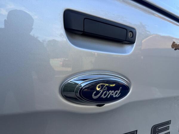 Ford Ranger 3.2 TDCi Wildtrak Auto 4WD Euro 6 (s/s) 4dr at 49th
