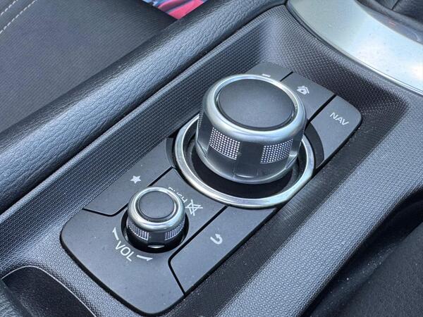 Mazda MX-5 1.5 SKYACTIV-G SE-L Euro 6 (s/s) 2dr at 33th