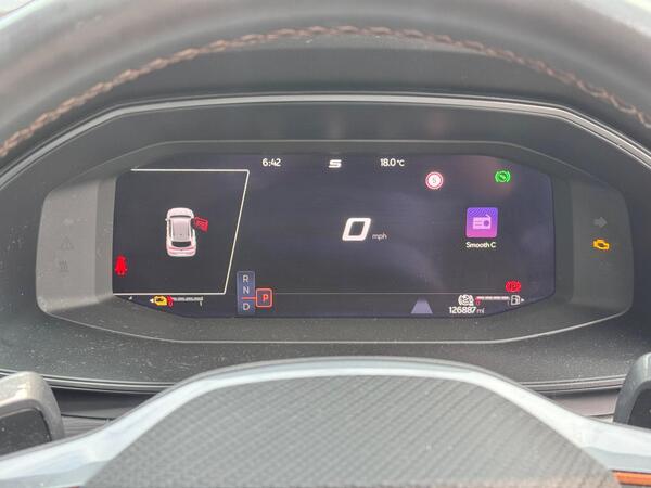CUPRA FORMENTOR V2 PHEV S-A - Image 8