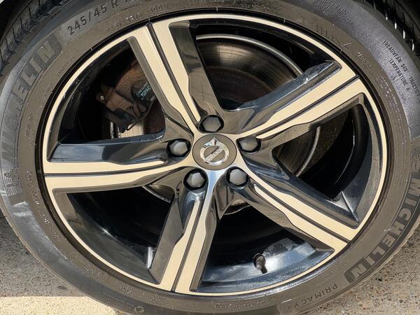 Volvo V90 2.0 D4 R-Design Auto Euro 6 (s/s) 5dr at 47th