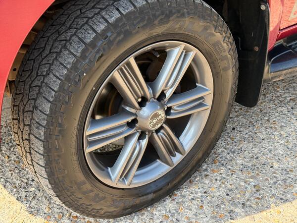 Isuzu D-Max 1.9 TD Blade Auto 4WD Euro 6 4dr at 35th