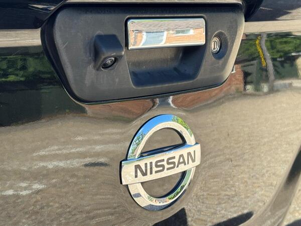Nissan Navara 2.3 dCi Tekna 4WD Euro 6 (s/s) 4dr