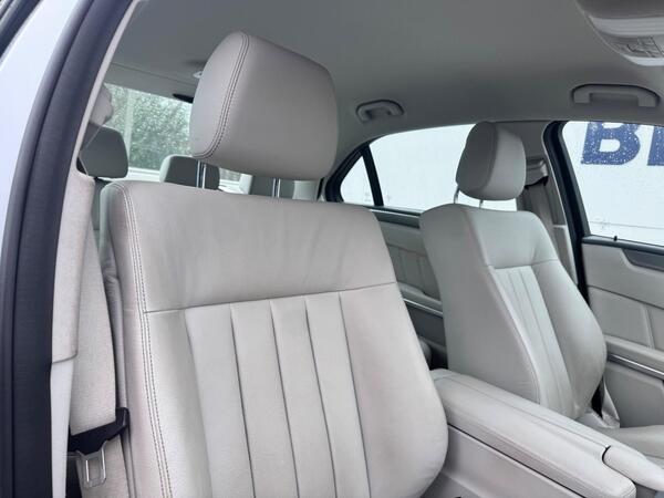 MERCEDES-BENZ E220 SE BLUETEC AUTO - Image 8