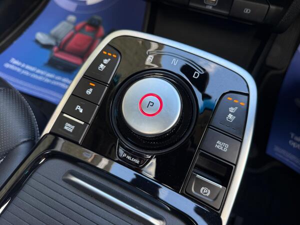 Kia Niro 64kWh 4+ Auto 5dr