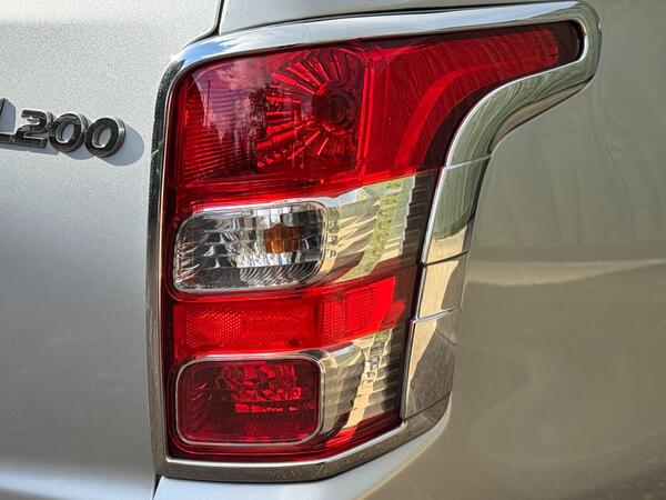 Mitsubishi L200 2.4 DI-D DC Barbarian 4WD Euro 6 4dr at 47th