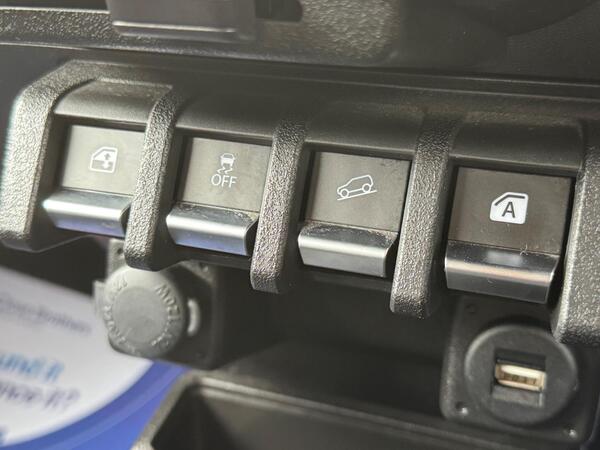 Suzuki Jimny 1.5 LCV ALLGRIP Euro 6 3dr at 31th
