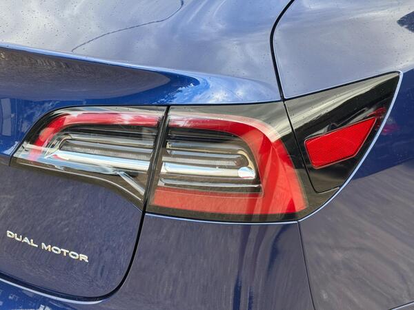 Tesla Model 3 (Dual Motor) Long Range Auto 4WDE 4dr