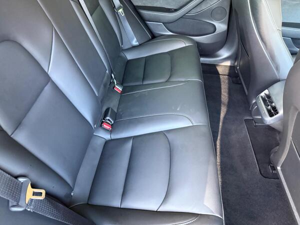 Tesla Model 3 (Dual Motor) Long Range Auto 4WDE 4dr