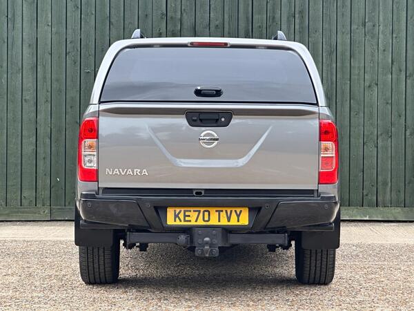 Nissan Navara 2.3 dCi N-Guard 4WD Euro 6 (s/s) 4dr at 8th