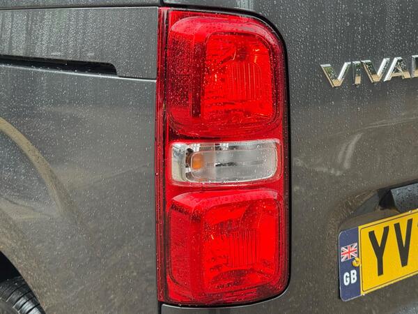 Vauxhall Vivaro 2.0 Turbo D 3100 Prime Auto L1 H1 Euro 6 (s/s) 6dr