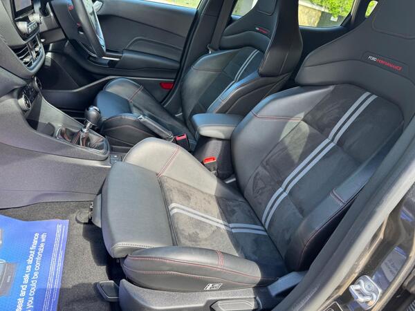 Ford Fiesta 1.5T EcoBoost ST-3 Euro 6 (s/s) 5dr at 42th
