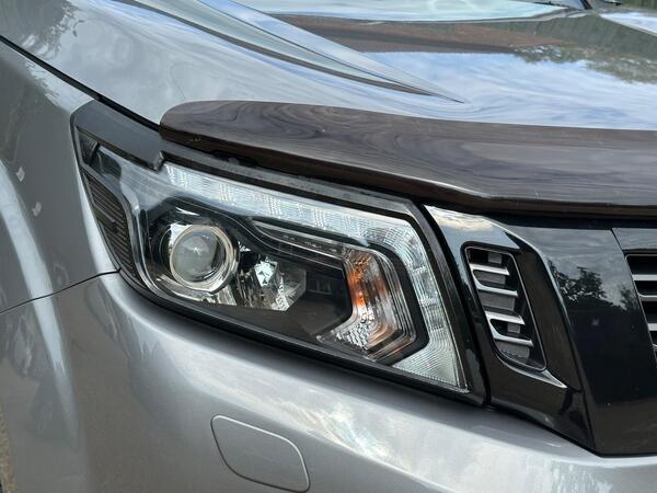 Nissan Navara 2.3 dCi N-Guard Auto 4WD Euro 6 4dr at 43th