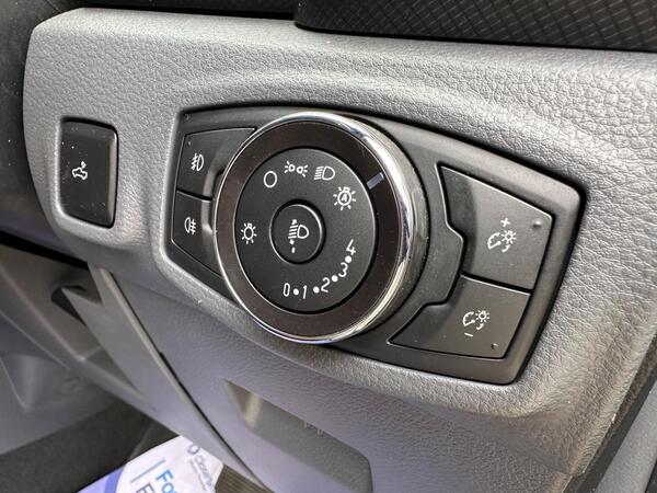 Ford Ranger 3.2 TDCi Wildtrak Auto 4WD Euro 5 4dr at 22th