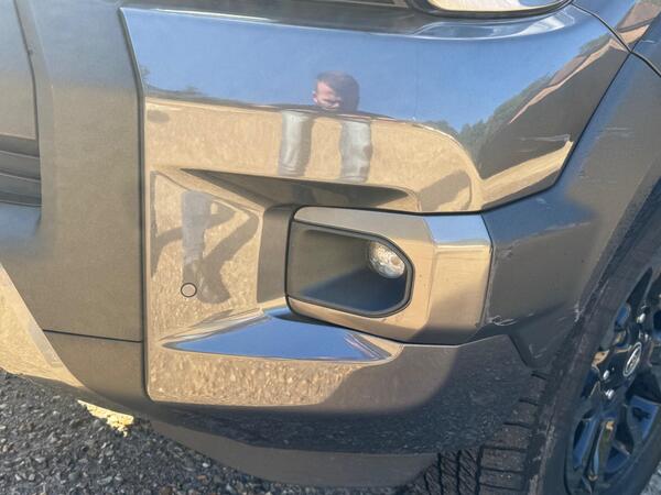 Toyota Hilux 2.8 D-4D Invincible X Auto 4WD Euro 6 (s/s) 4dr at 51th
