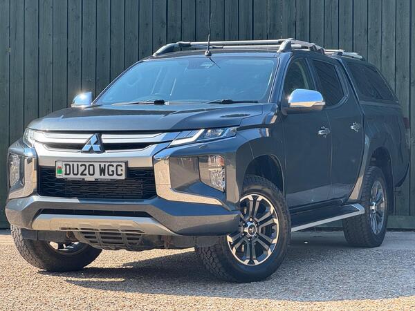 Mitsubishi L200 2.2 DI-D DC Warrior 4WD Euro 6 (s/s) 4dr