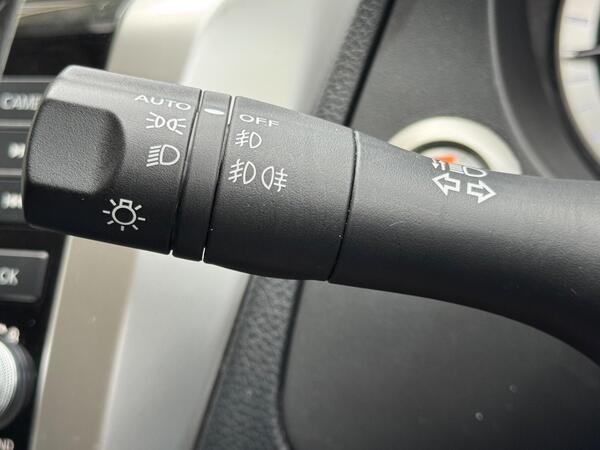 Nissan Navara 2.3 dCi Tekna 4WD Euro 6 (s/s) 4dr at 22th