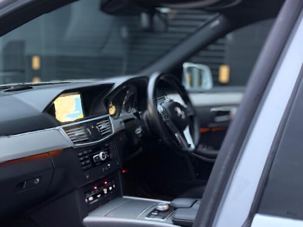 Mercedes-Benz E Class 3.0 E350 CDI V6 BlueEfficiency Sport G-Tronic+ Euro 5 (s/s) 5dr - Image 3