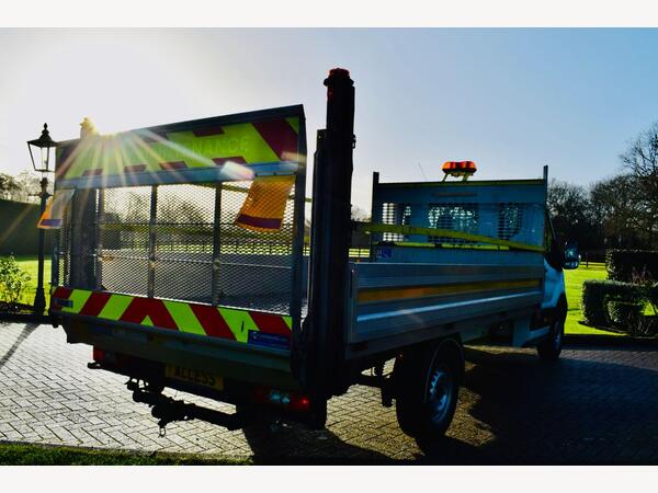 2022(22) Ford Transit Chassis Cab 350 Dropside HD Leader RWD L4 Euro 6