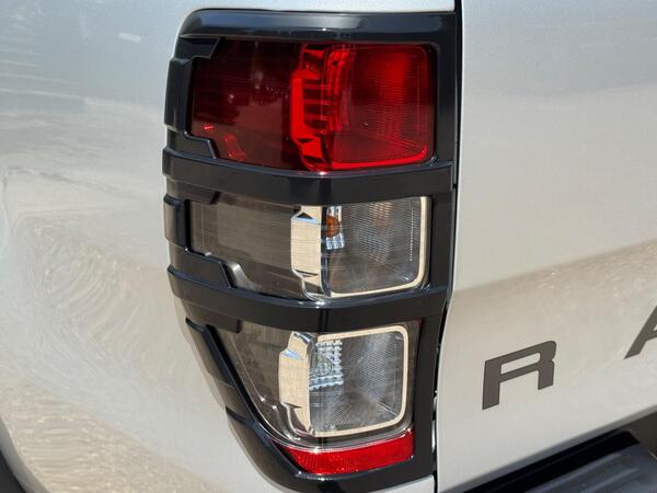 Ford Ranger 3.2 TDCi Wildtrak Pickup Double Cab 4dr Diesel Auto 4WD Euro 5 (200 ps)