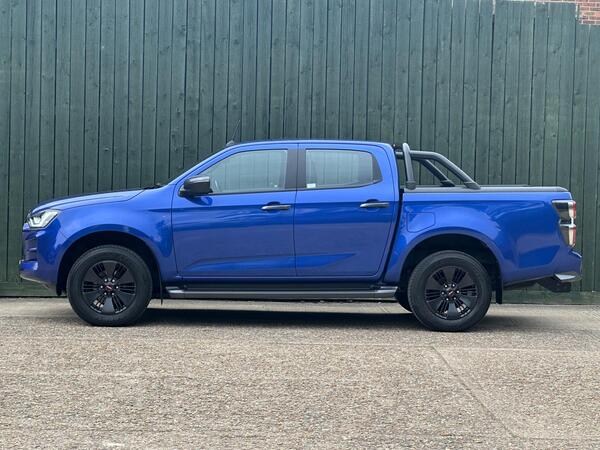 Isuzu D-Max 1.9 TD V-Cross 4WD Euro 6 (s/s) 4dr at 9th