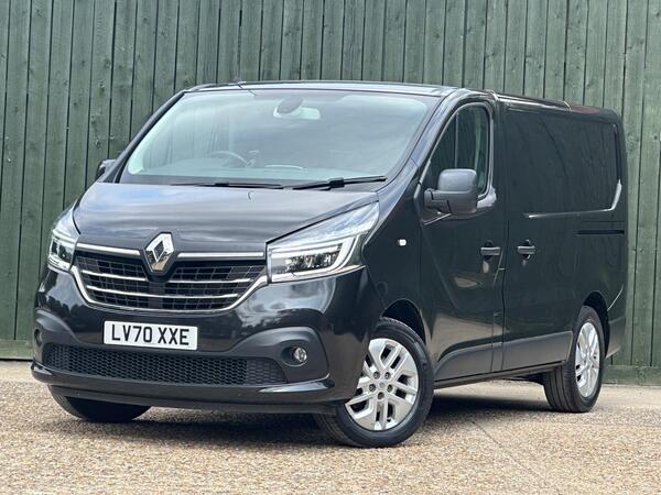 Renault Trafic 2.0 dCi ENERGY 28 Sport SWB Standard Roof Euro 6 (s/s) 5dr at 6th