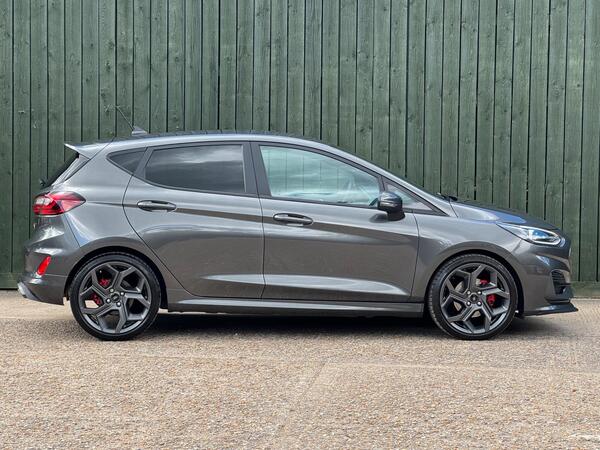 Ford Fiesta 1.5T EcoBoost ST-3 Euro 6 (s/s) 5dr at 14th