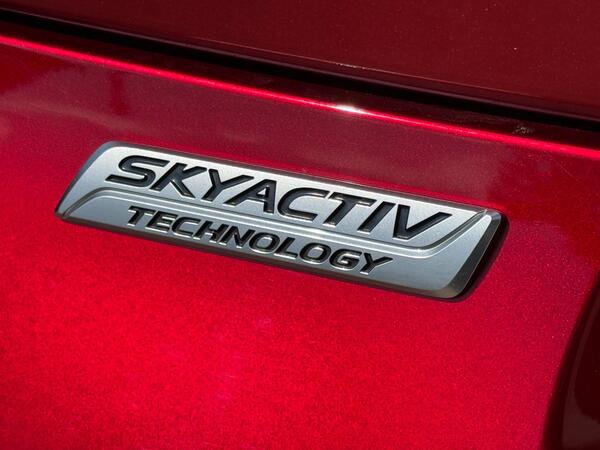 Mazda MX-5 1.5 SKYACTIV-G Sport Nav+ Euro 6 2dr at 42th