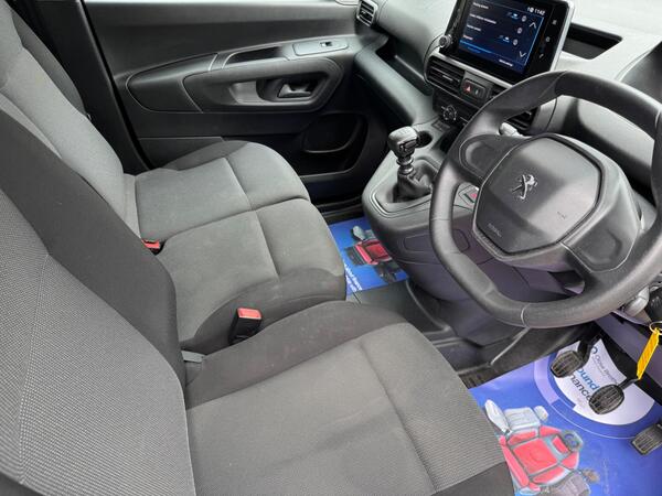 Peugeot Partner 1.5 BlueHDi 1000 Professional Premium Standard Panel Van SWB Euro 6 5dr
