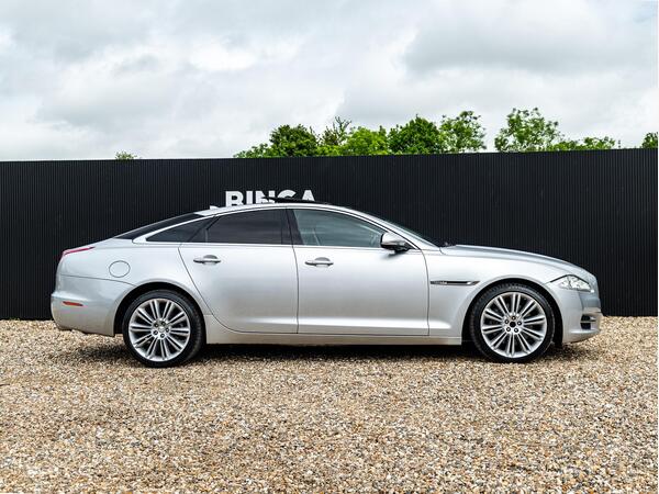 JAGUAR XJ PORTFOLIO S/C AUTO - Image 3