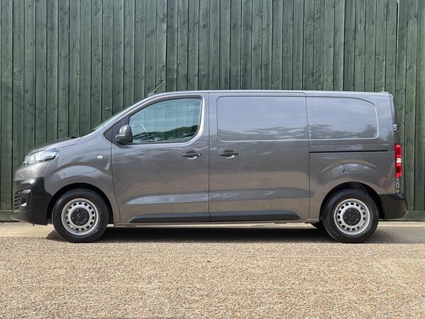 Citroen Dispatch 1.5 BlueHDi 1000 Enterprise Pro M FWD 2 Euro 6 (s/s) 6dr at 6th