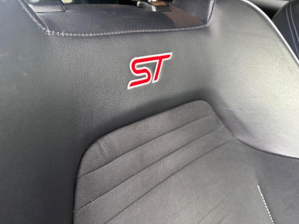 Ford Fiesta 1.5T EcoBoost ST-3 Euro 6 3dr at 37th