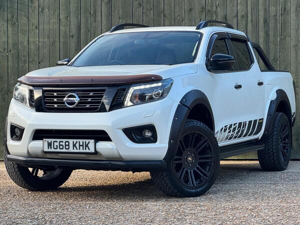 Nissan Navara 2.3 dCi N-Guard 4WD Euro 6 (s/s) 4dr at 6th