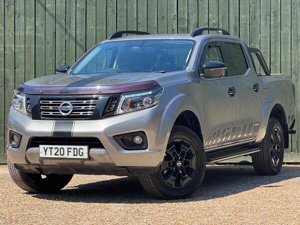 Nissan Navara 2.3 dCi N-Guard Auto 4WD Euro 6 4dr