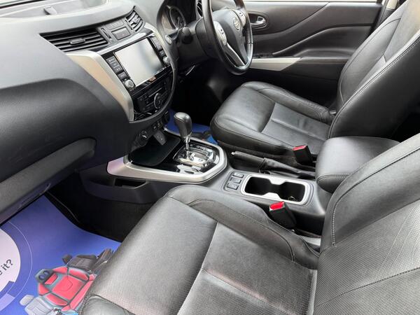 Nissan Navara 2.3 dCi Tekna Auto 4WD Euro 6 4dr