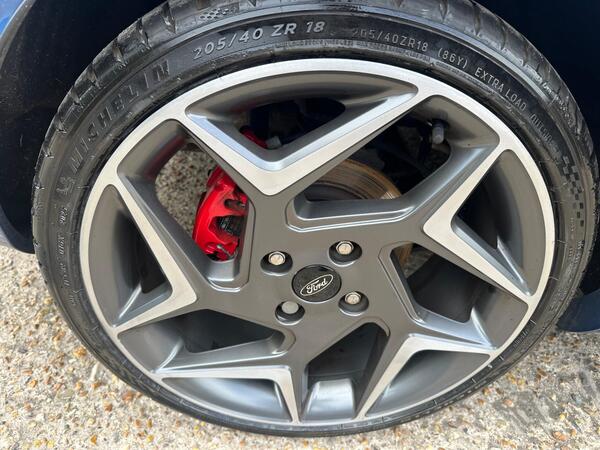 Ford Fiesta 1.5T EcoBoost ST-3 Euro 6 (s/s) 3dr at 31th